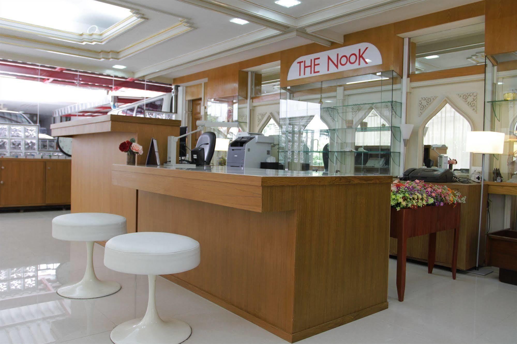 The Nook Pratunam Bangkok Buitenkant foto